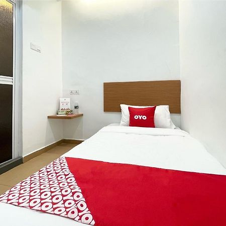 Oyo 90334 Mawlaya Hotel بيان ليباس المظهر الخارجي الصورة