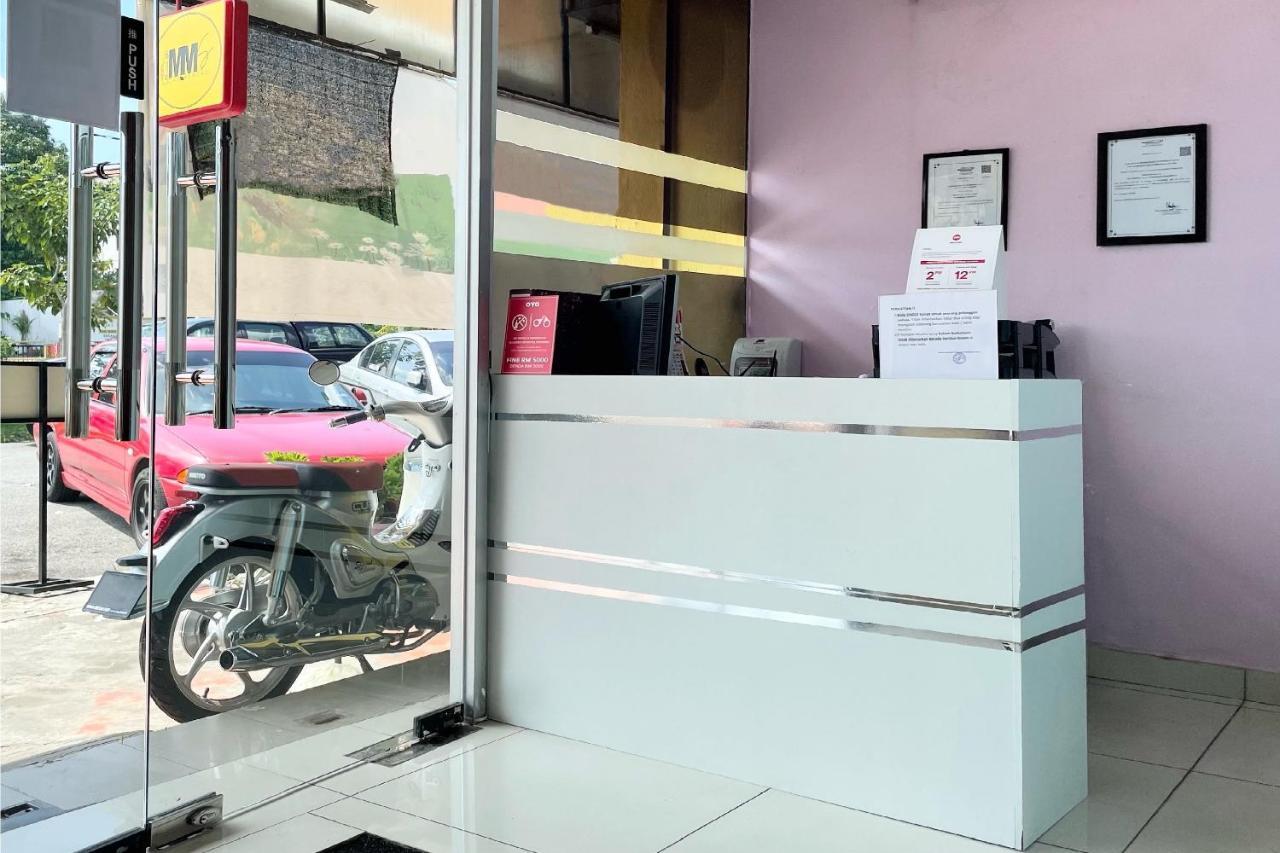 Oyo 90334 Mawlaya Hotel بيان ليباس المظهر الخارجي الصورة