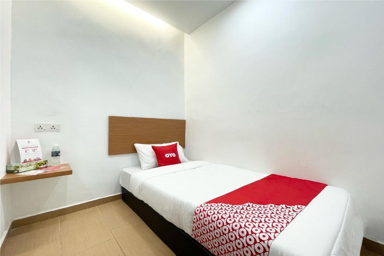 Oyo 90334 Mawlaya Hotel بيان ليباس المظهر الخارجي الصورة