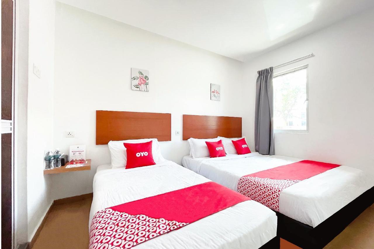 Oyo 90334 Mawlaya Hotel بيان ليباس المظهر الخارجي الصورة
