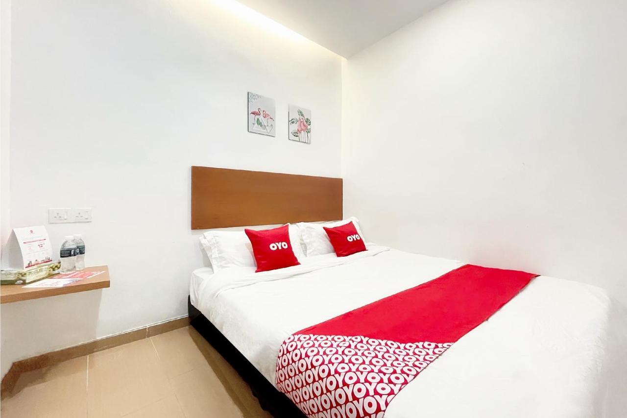 Oyo 90334 Mawlaya Hotel بيان ليباس المظهر الخارجي الصورة